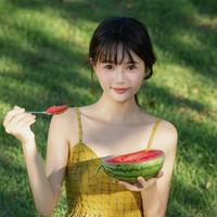 Zhou Mei Ling