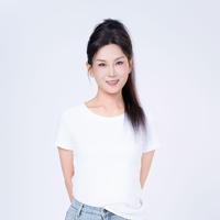 Xin Yi